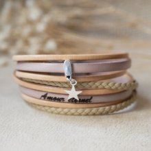 Aanpasbare multi lederen armband met beige hanger 
