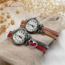 Horloge in zilver met duo-leren band in kleur naar keuze en persoonlijke gravure