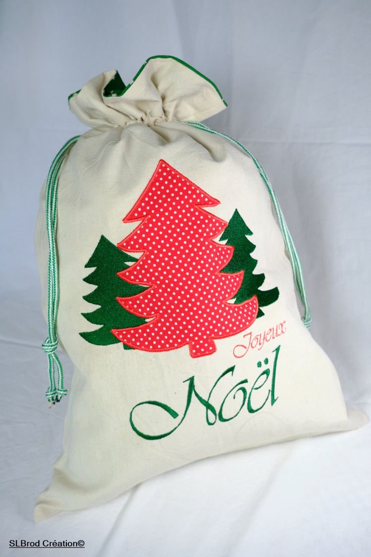 Kersttas groot formaat dennenboom rood appliqué