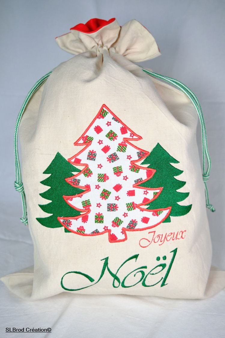 Grote kerstboom appliqué geschenken